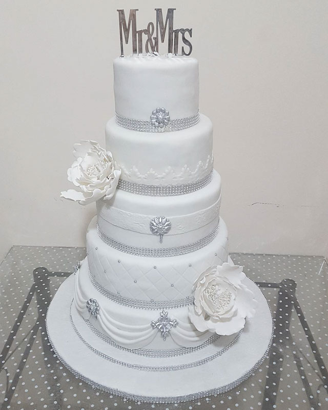 Kyanels cakes  and more Cakes  Confectioneries Wedding  