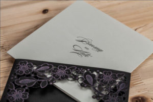 Romantic Escape (Black) - Image 3