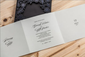 Romantic Escape (Black) - Image 2