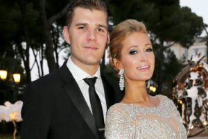 paris-hilton-engaged