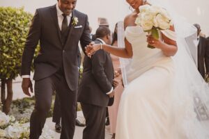 Idris-Elba-Sabrina-Dhowre iludio